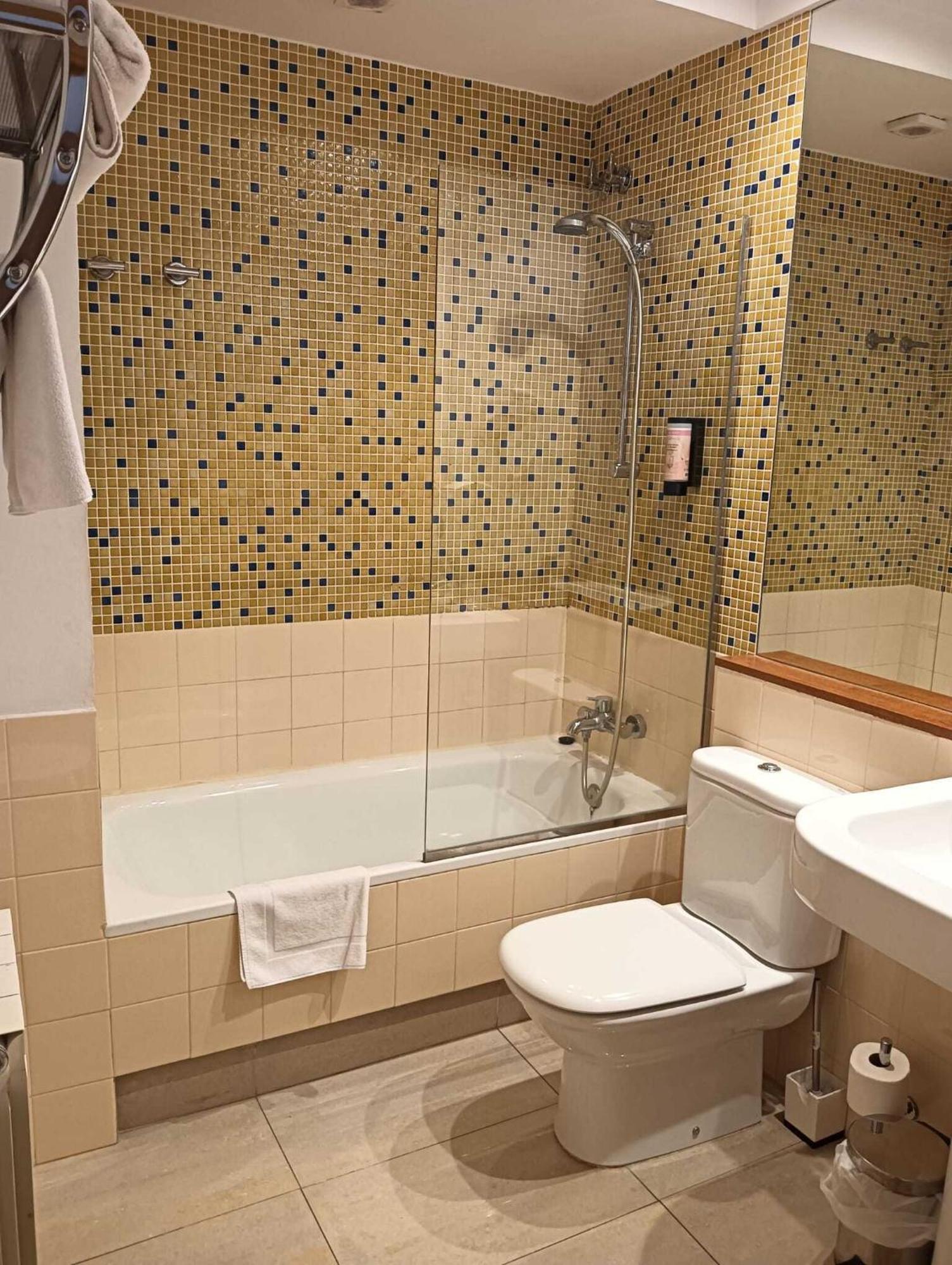 Gastro Hotel La Giraldilla Liérganes Rom bilde