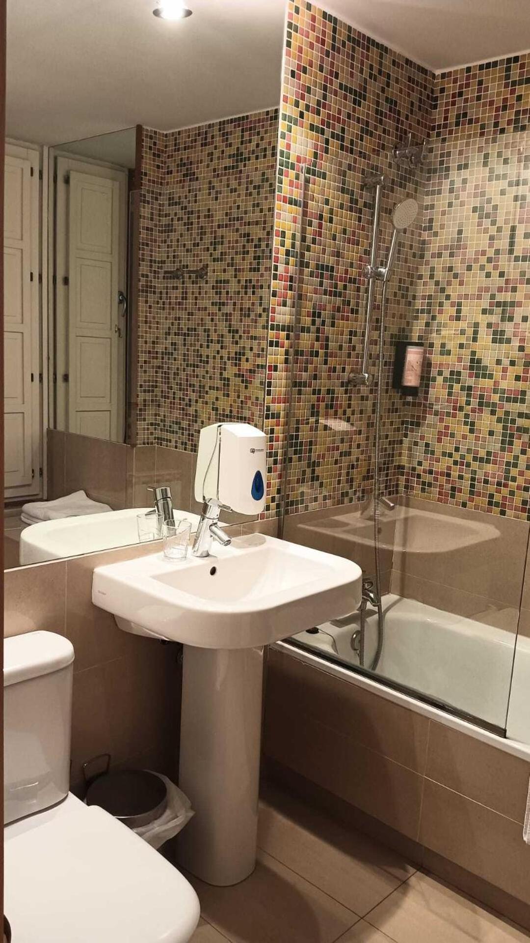 Gastro Hotel La Giraldilla Liérganes Rom bilde